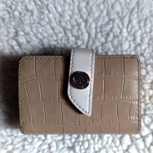 Michael kors mini wallet beige & white